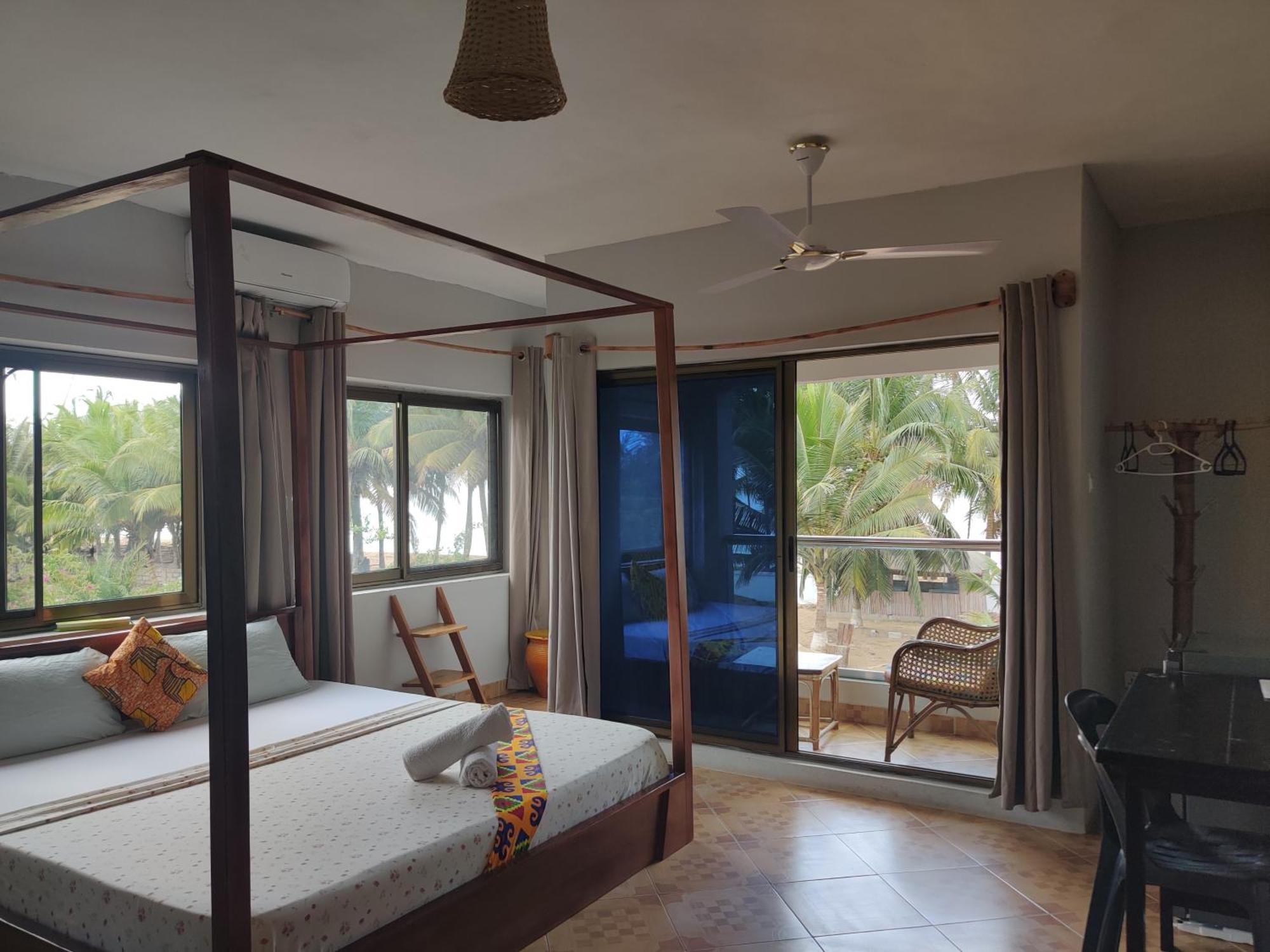 Hotel Afiki Elmina Exteriér fotografie