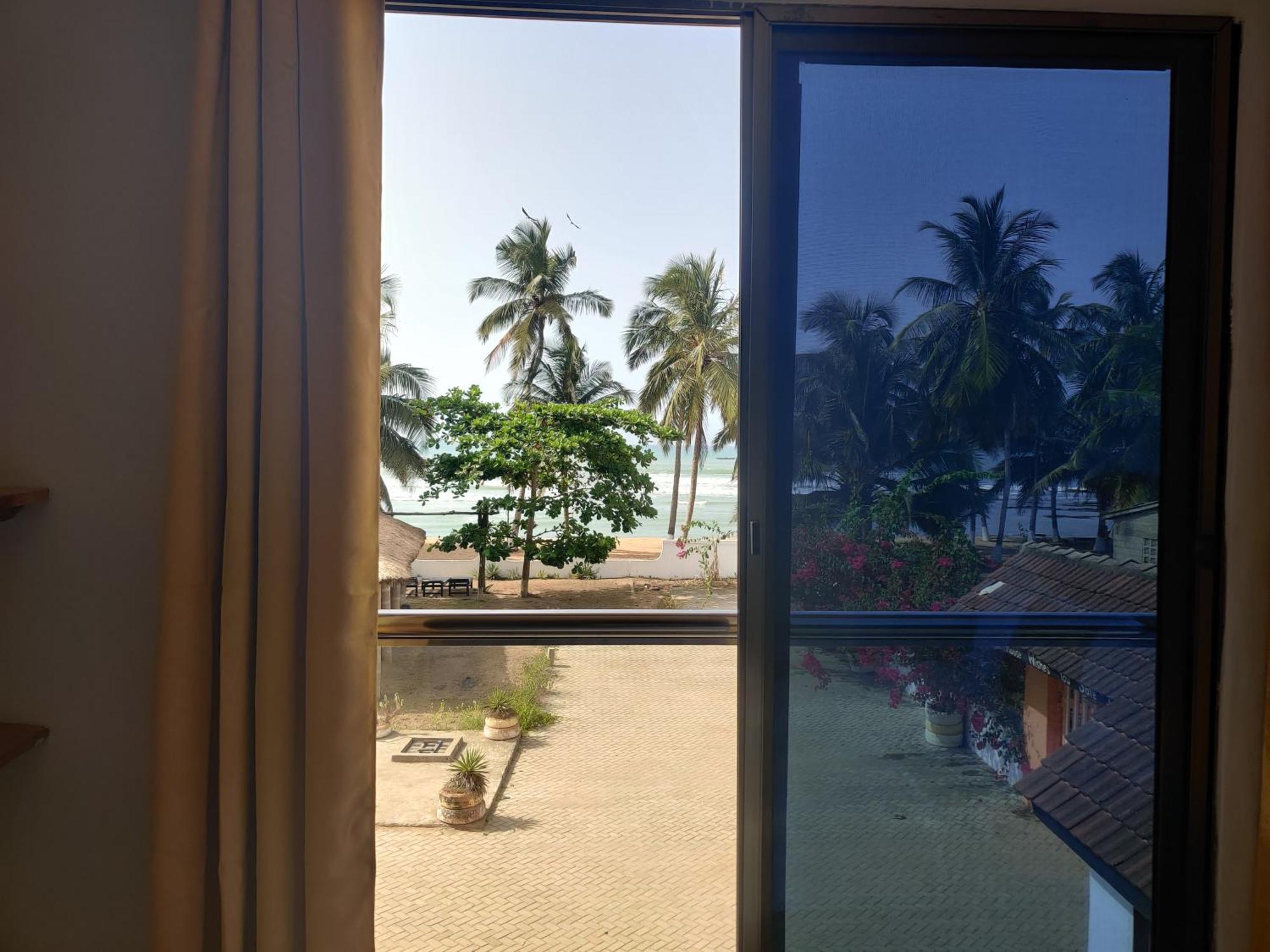 Hotel Afiki Elmina Exteriér fotografie
