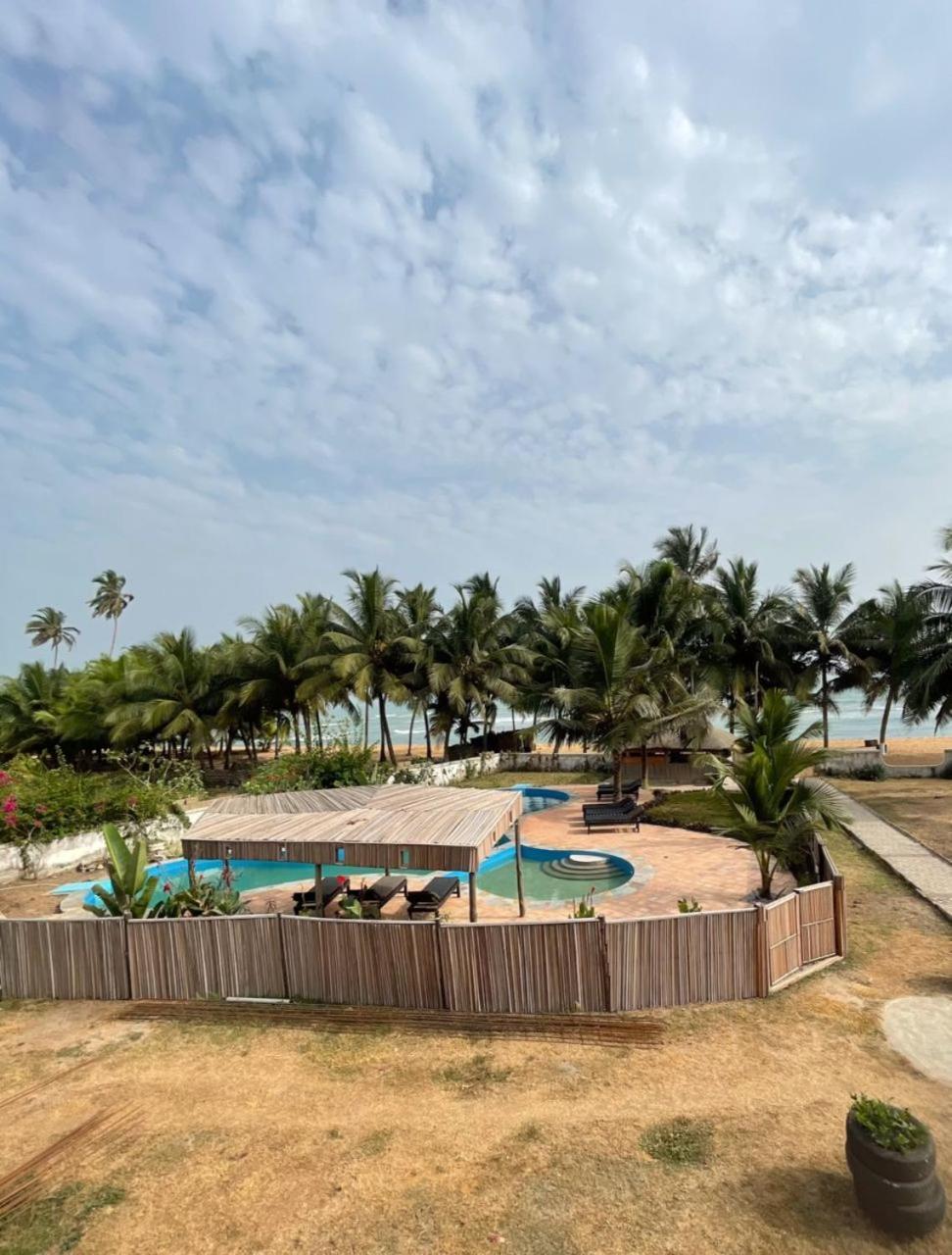 Hotel Afiki Elmina Exteriér fotografie