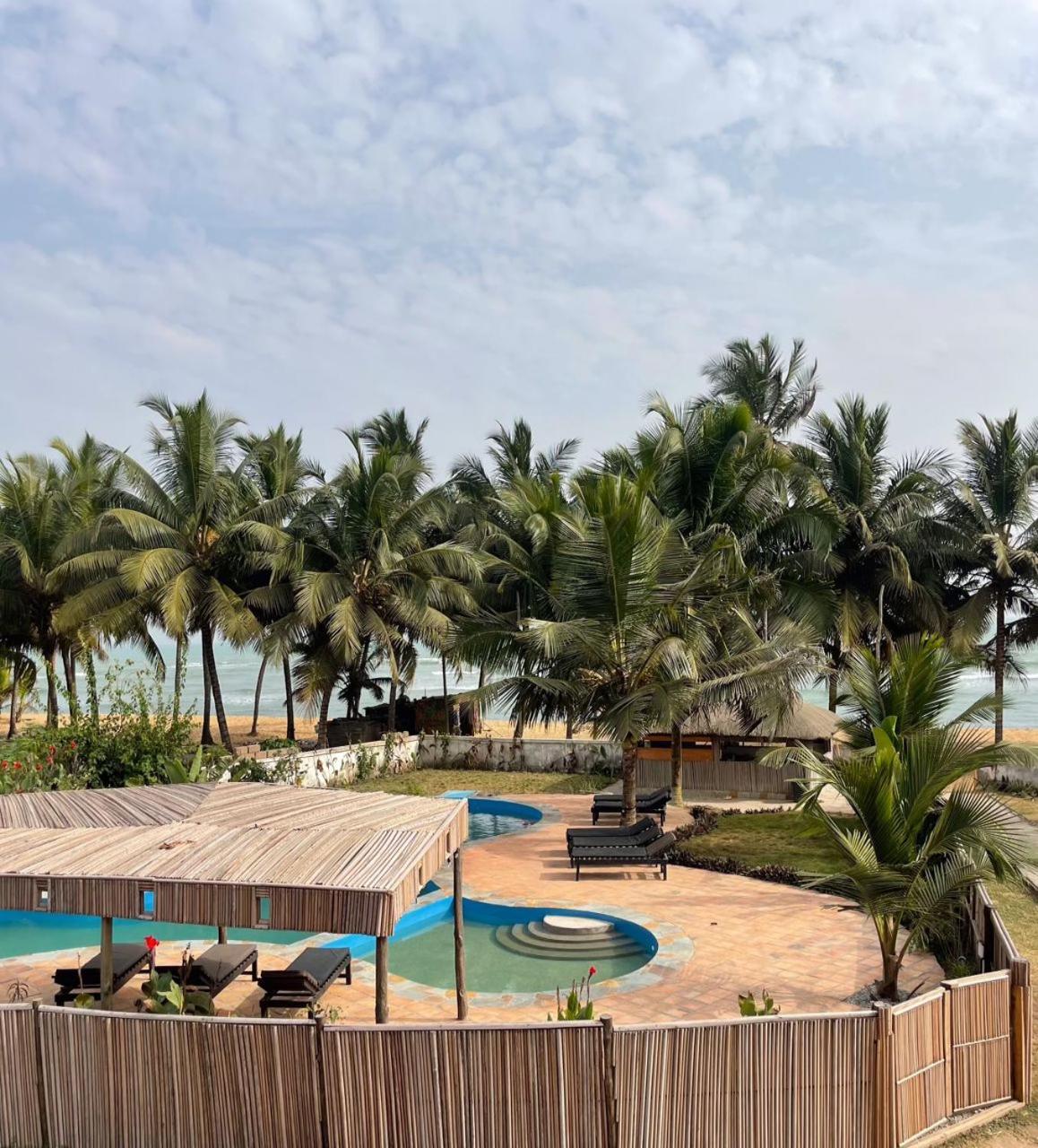 Hotel Afiki Elmina Exteriér fotografie