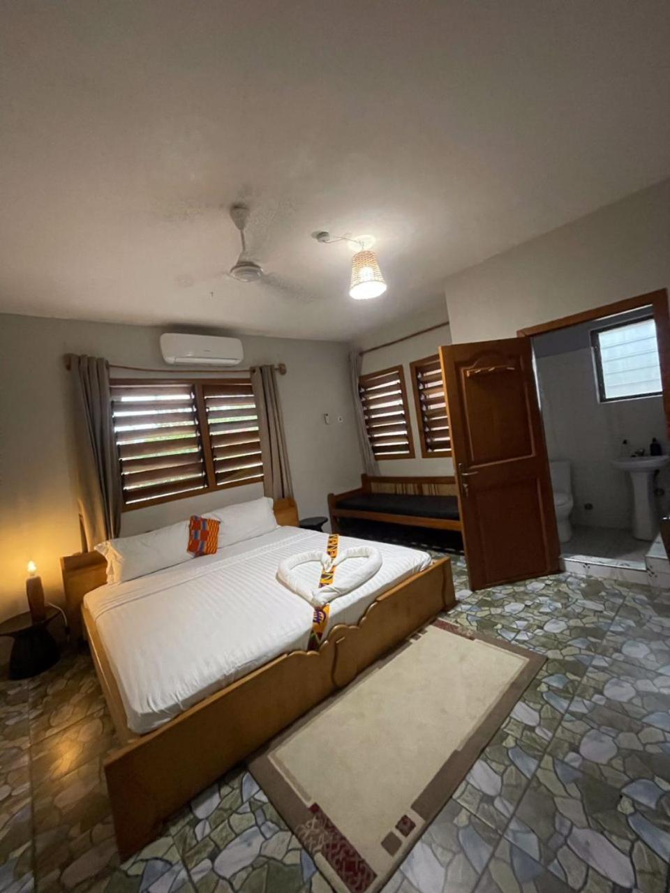 Hotel Afiki Elmina Exteriér fotografie