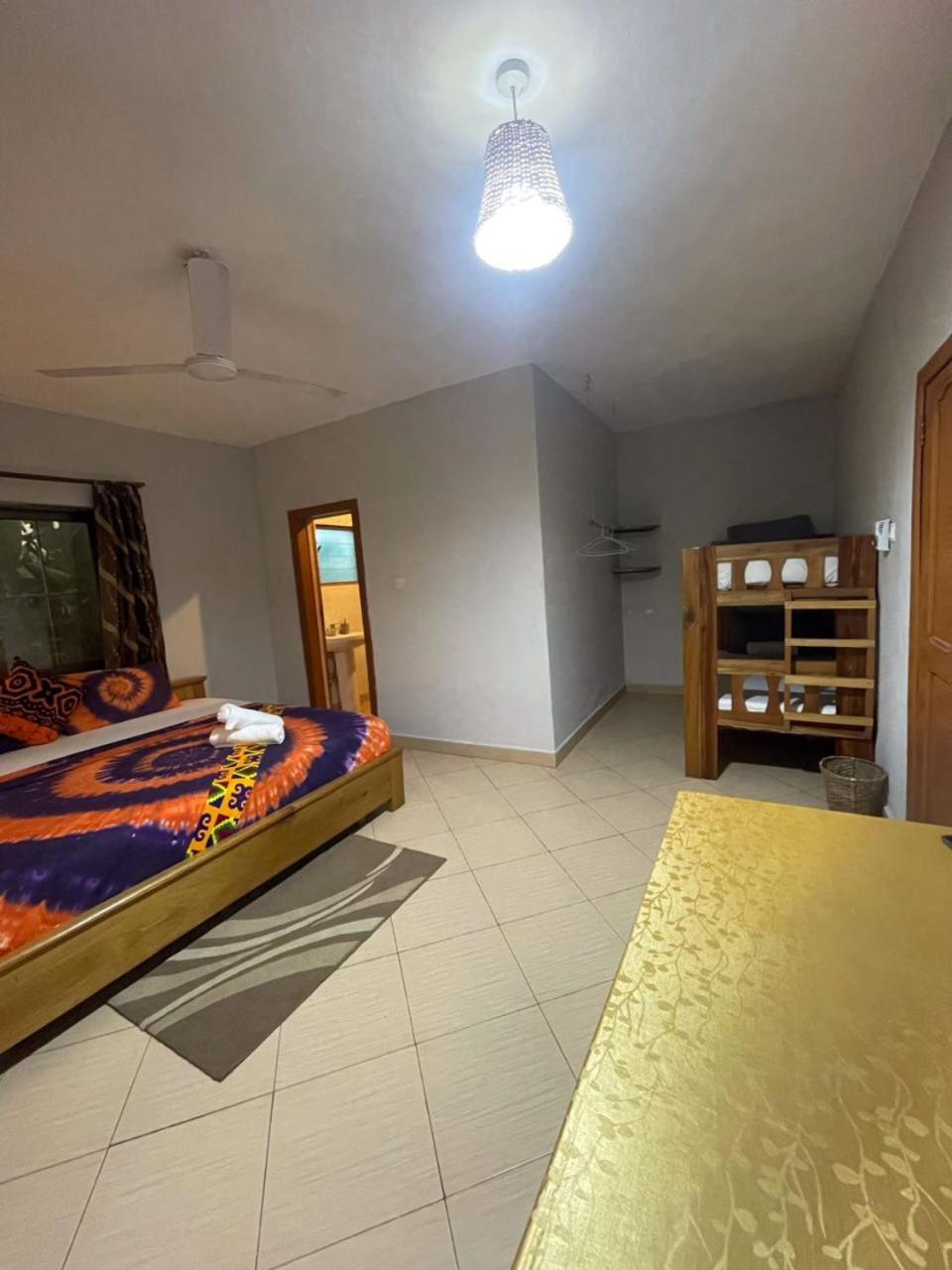 Hotel Afiki Elmina Exteriér fotografie
